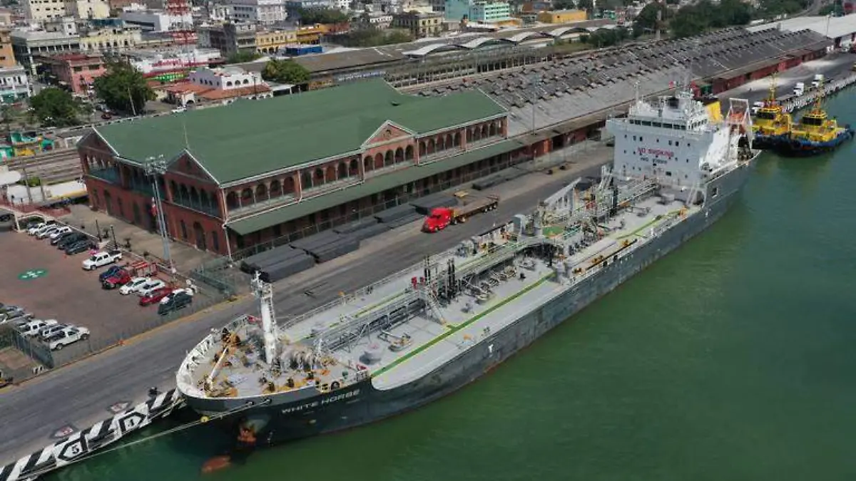 El puerto de Tampico planea un nuevo edificio para actividades de la Marina (1)